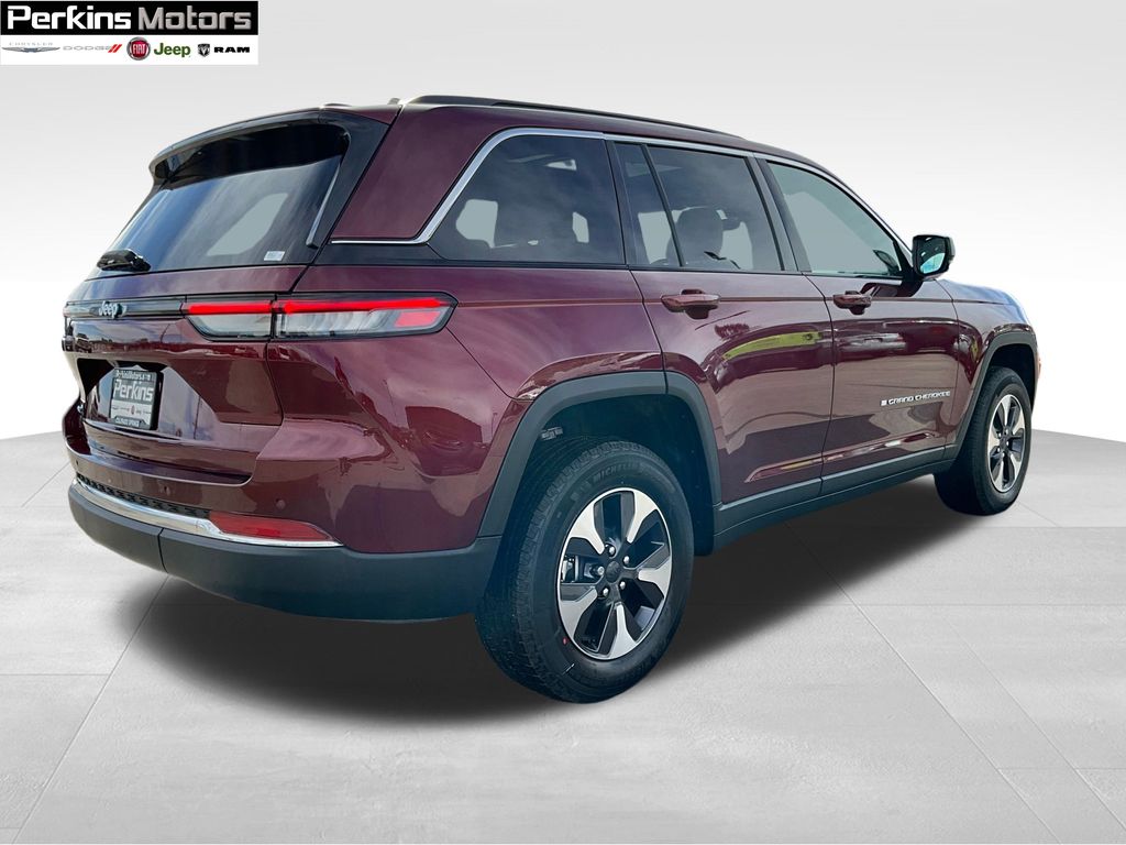 new 2025 Jeep Grand Cherokee car, priced at $52,869