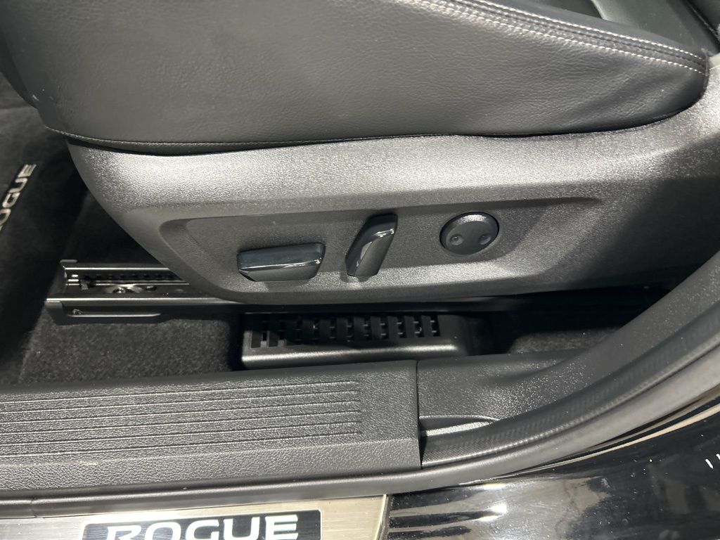 used 2023 Nissan Rogue car, priced at $27,426