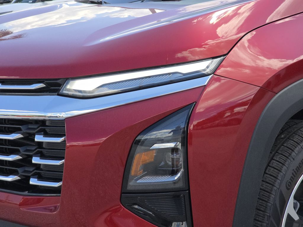 new 2026 Chevrolet Equinox car, priced at $32,527