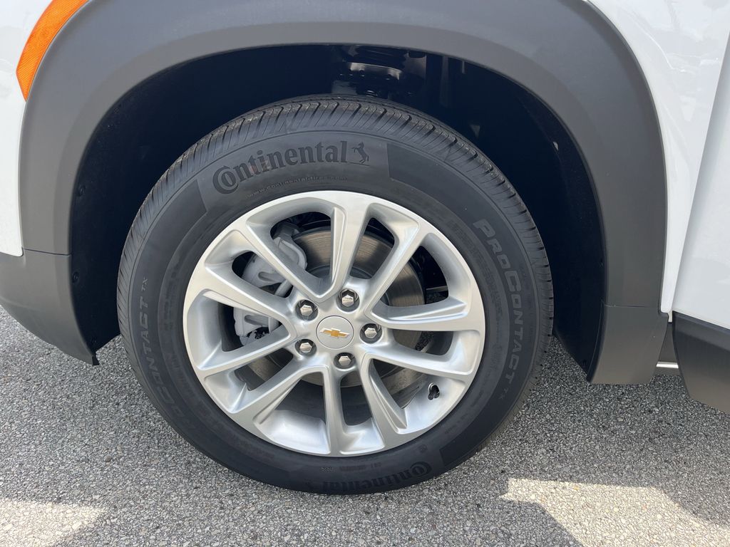 new 2026 Chevrolet TrailBlazer car, priced at $24,309