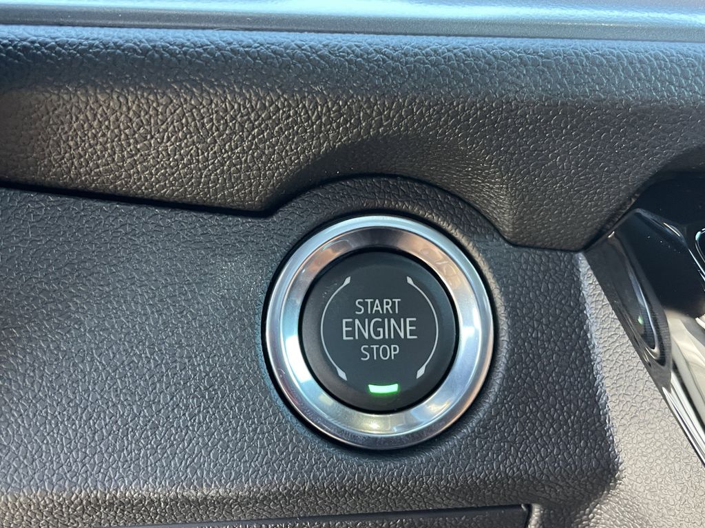 new 2026 Chevrolet Traverse car, priced at $38,835