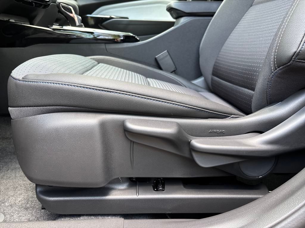 new 2025 Chevrolet Trax car, priced at $24,095