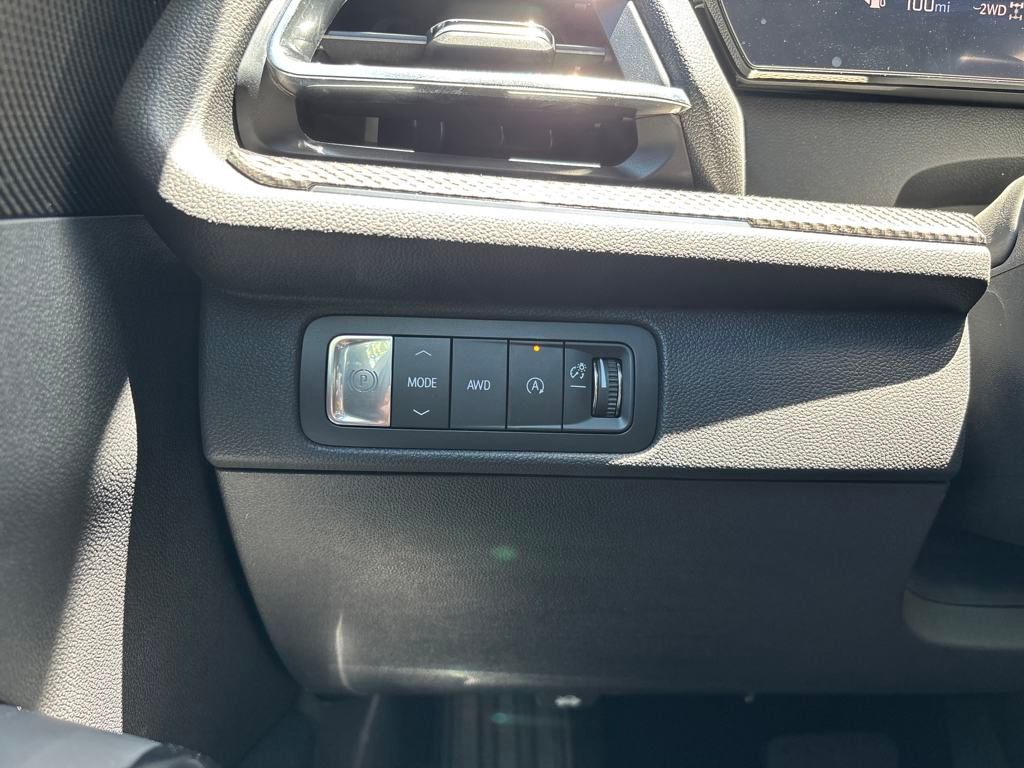new 2025 Chevrolet Traverse car, priced at $59,290