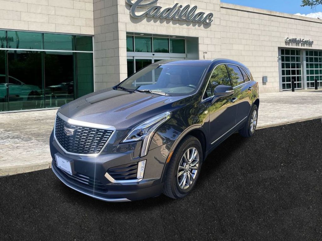 used 2021 Cadillac XT5 car, priced at $30,950