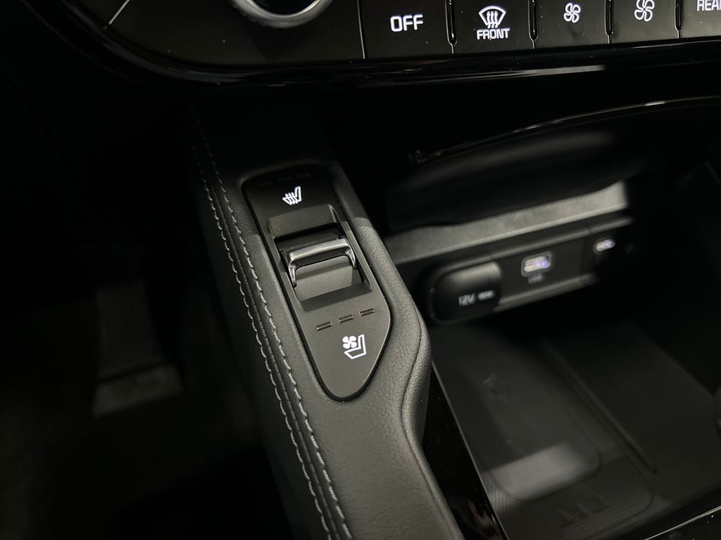 new 2025 Kia Telluride car, priced at $48,195