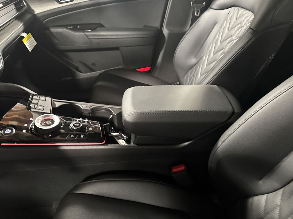new 2025 Kia Sportage Plug-In Hybrid car, priced at $45,619