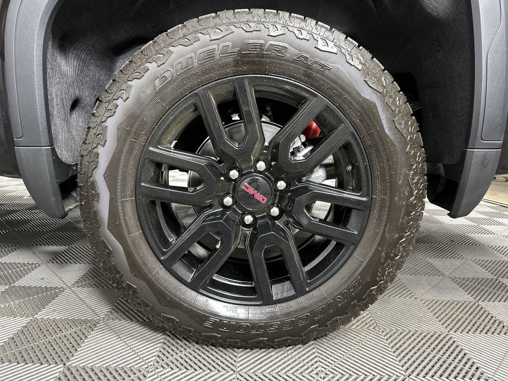new 2025 GMC Sierra 1500 car, priced at $60,224