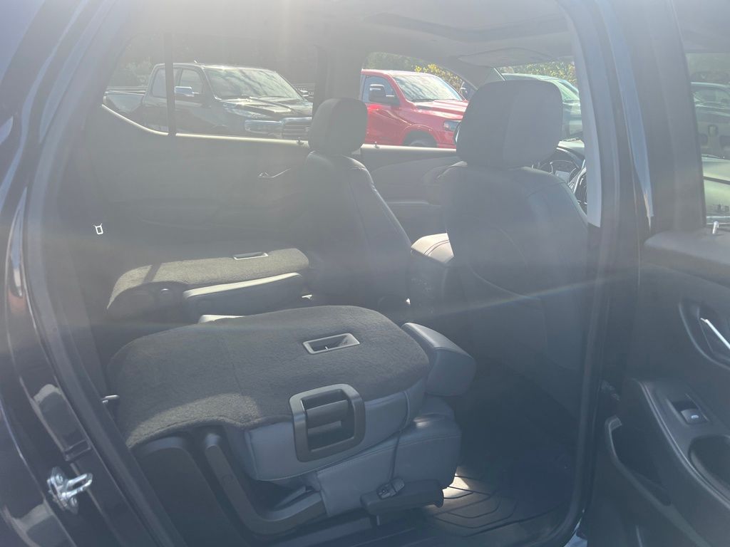 used 2020 Chevrolet Traverse car, priced at $24,800