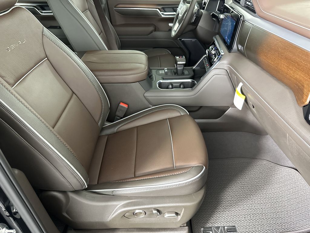 new 2025 GMC Sierra 1500 car, priced at $68,494