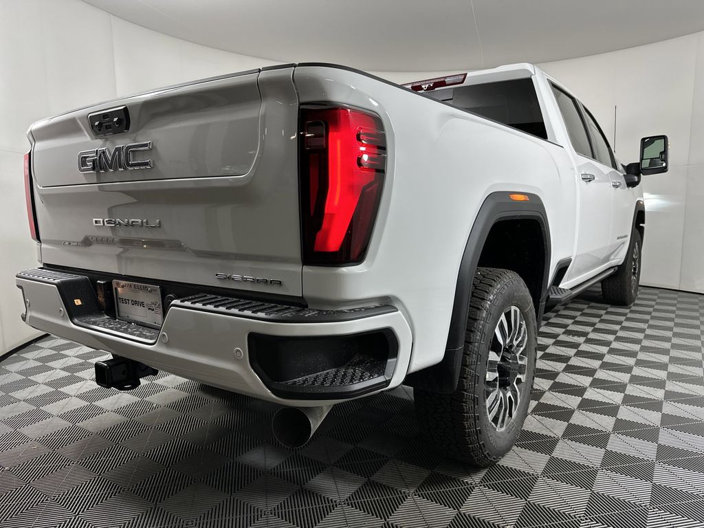 new 2025 GMC Sierra 2500HD car, priced at $93,552