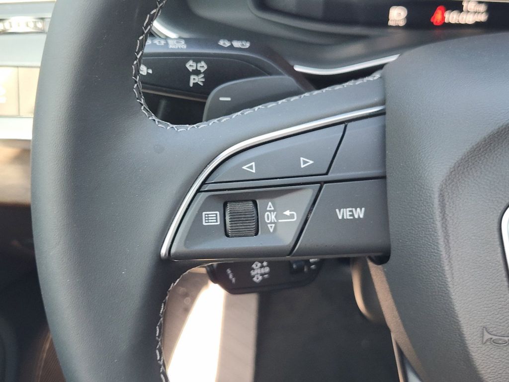 new 2025 Audi Q8 car, priced at $86,615