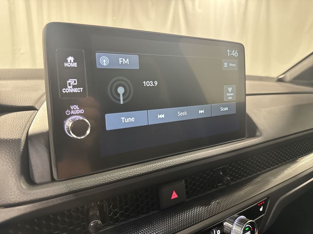 new 2026 Honda CR-V Hybrid car, priced at $40,195