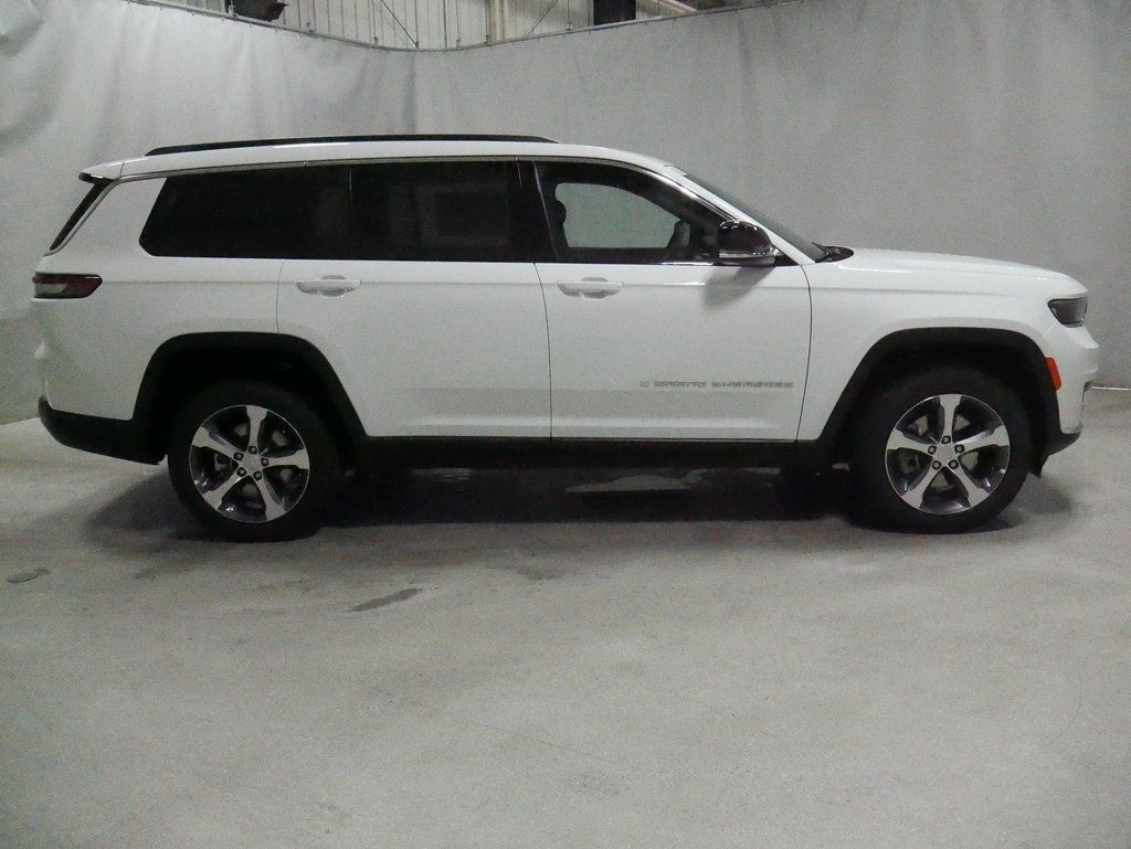 new 2024 Jeep Grand Cherokee L car, priced at $48,325