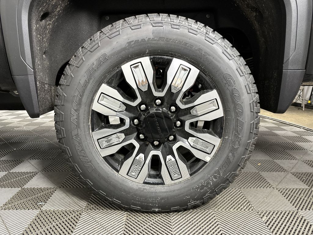 new 2025 GMC Sierra 2500HD car, priced at $86,530