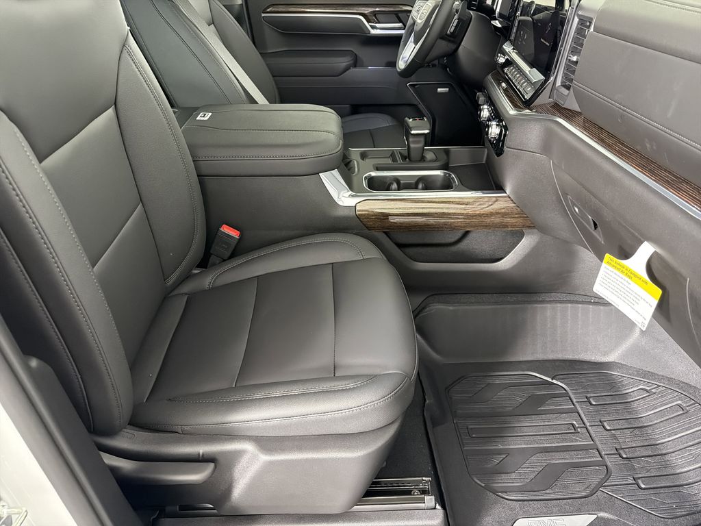new 2026 GMC Sierra 1500 car, priced at $61,600