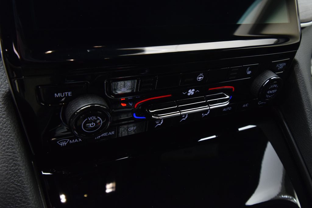 new 2025 Jeep Grand Cherokee car, priced at $52,550