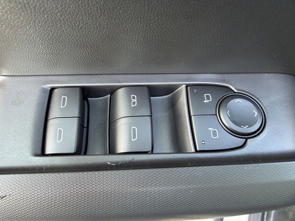 new 2026 Chevrolet Colorado car, priced at $38,400