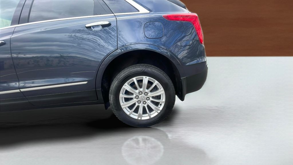 used 2019 Cadillac XT5 car, priced at $19,500