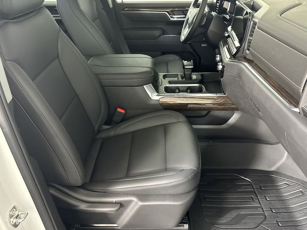 new 2025 GMC Sierra 1500 car, priced at $61,929