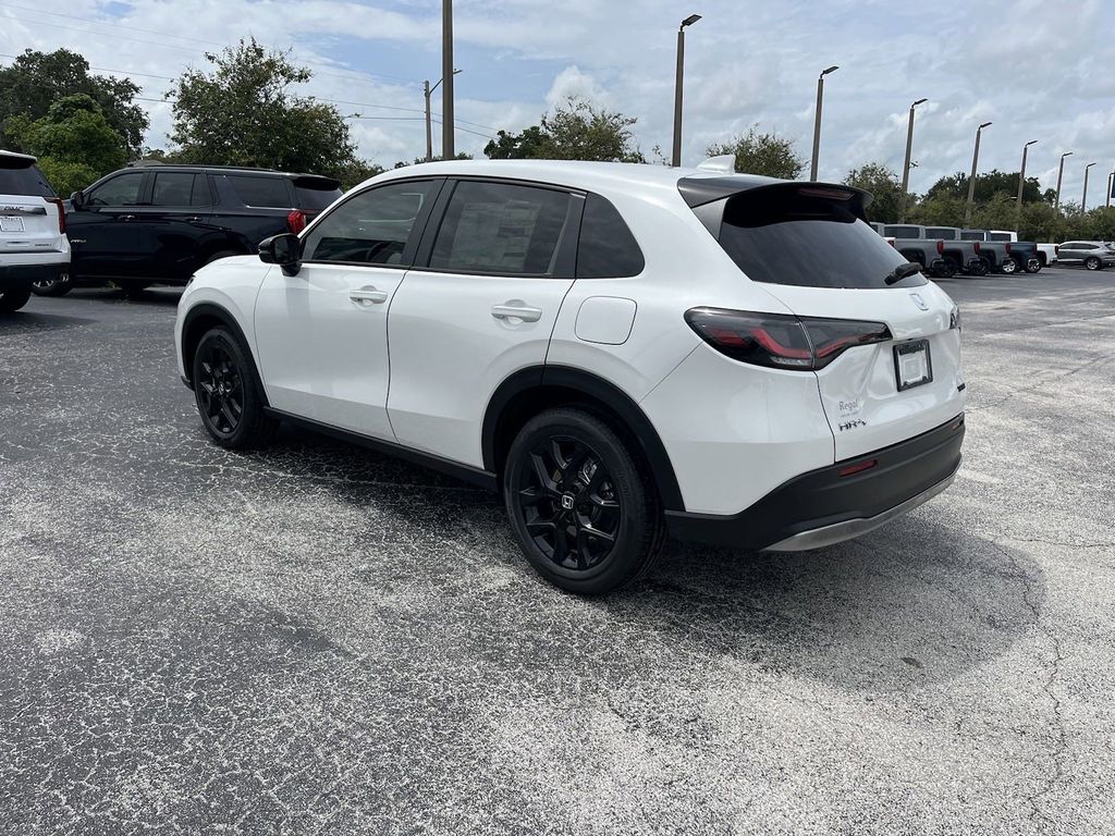 new 2025 Honda HR-V car, priced at $29,305