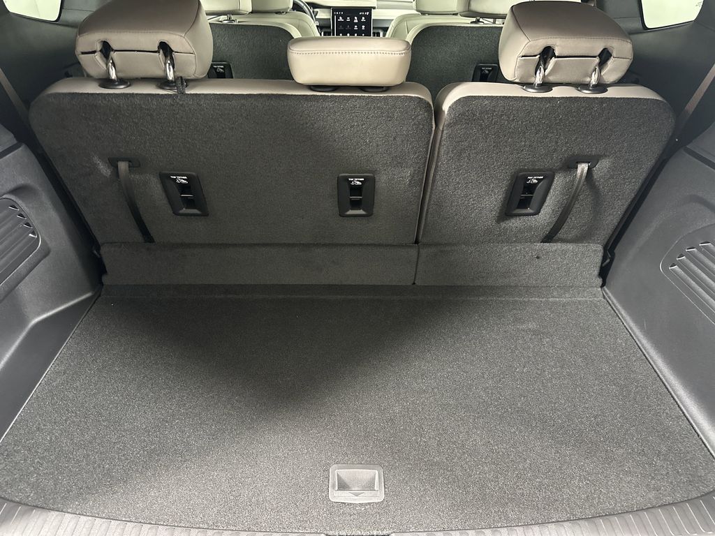 new 2025 GMC Acadia car, priced at $45,425