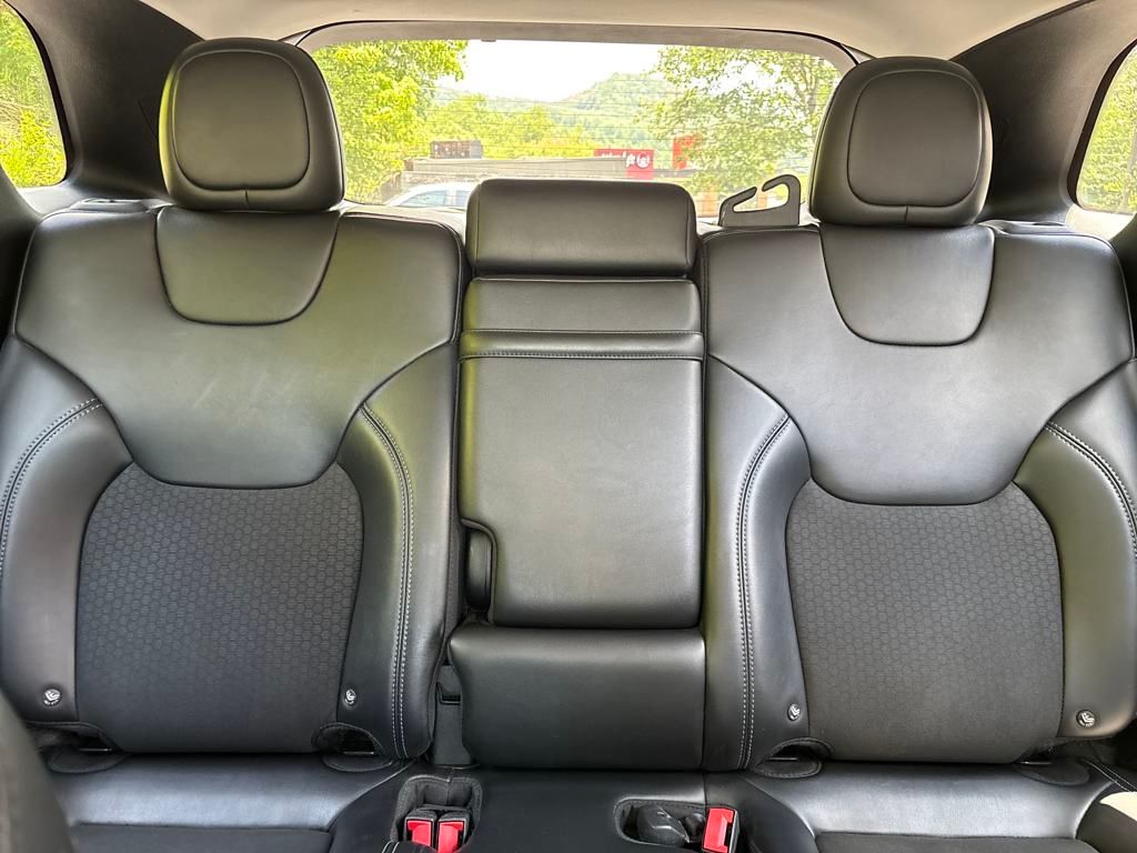 used 2019 Jeep Cherokee car, priced at $15,500