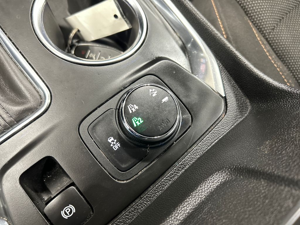 used 2019 Chevrolet Traverse car, priced at $19,998