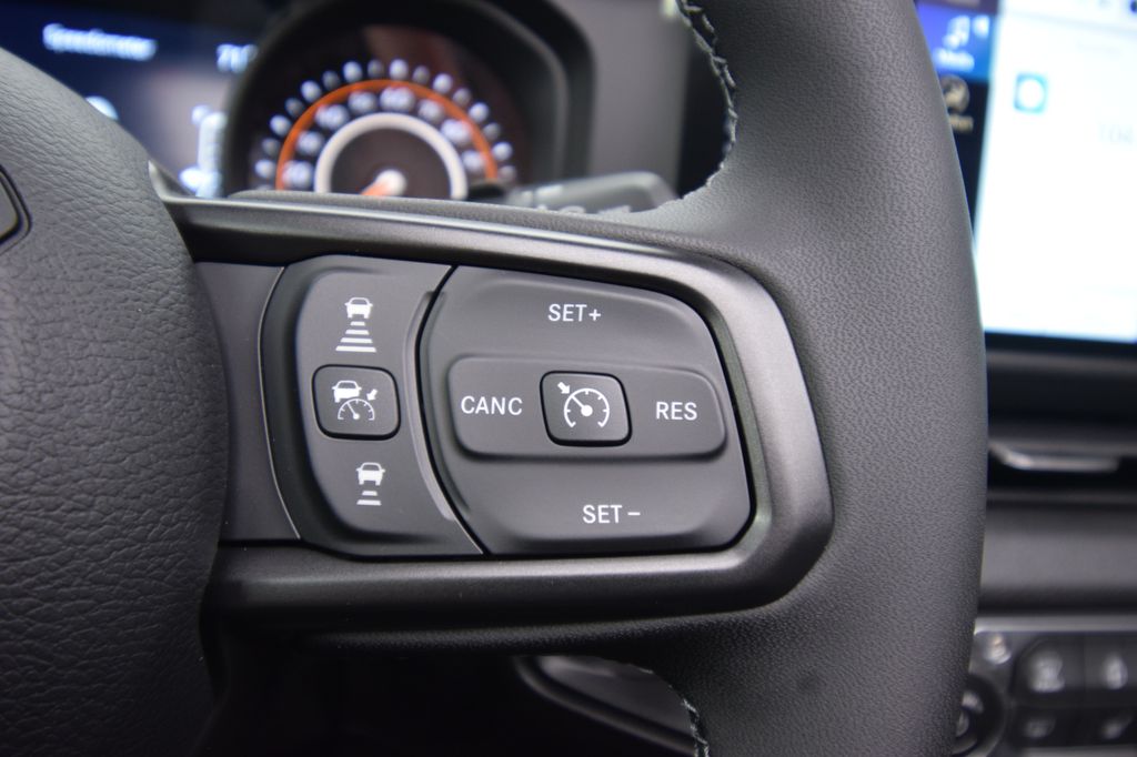 new 2025 Jeep Wrangler car, priced at $52,088