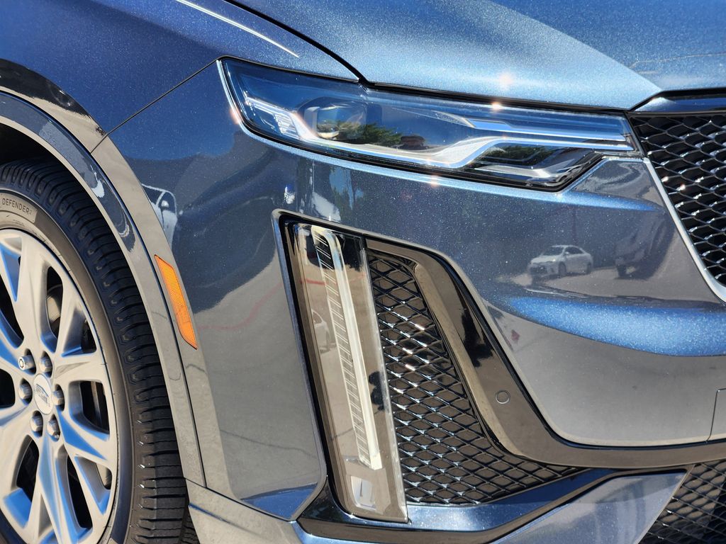 used 2020 Cadillac XT6 car, priced at $31,502