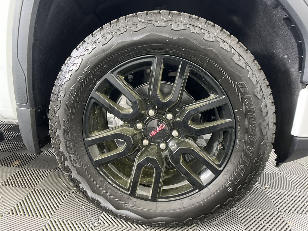 new 2025 GMC Sierra 1500 car, priced at $61,430