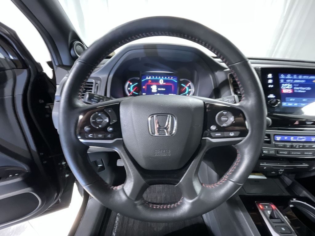 used 2022 Honda Pilot car, priced at $37,983