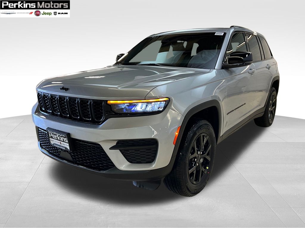 new 2025 Jeep Grand Cherokee car, priced at $43,994