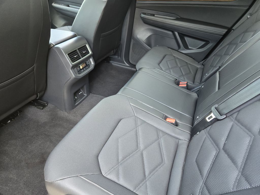 used 2024 Volkswagen Atlas car, priced at $35,591
