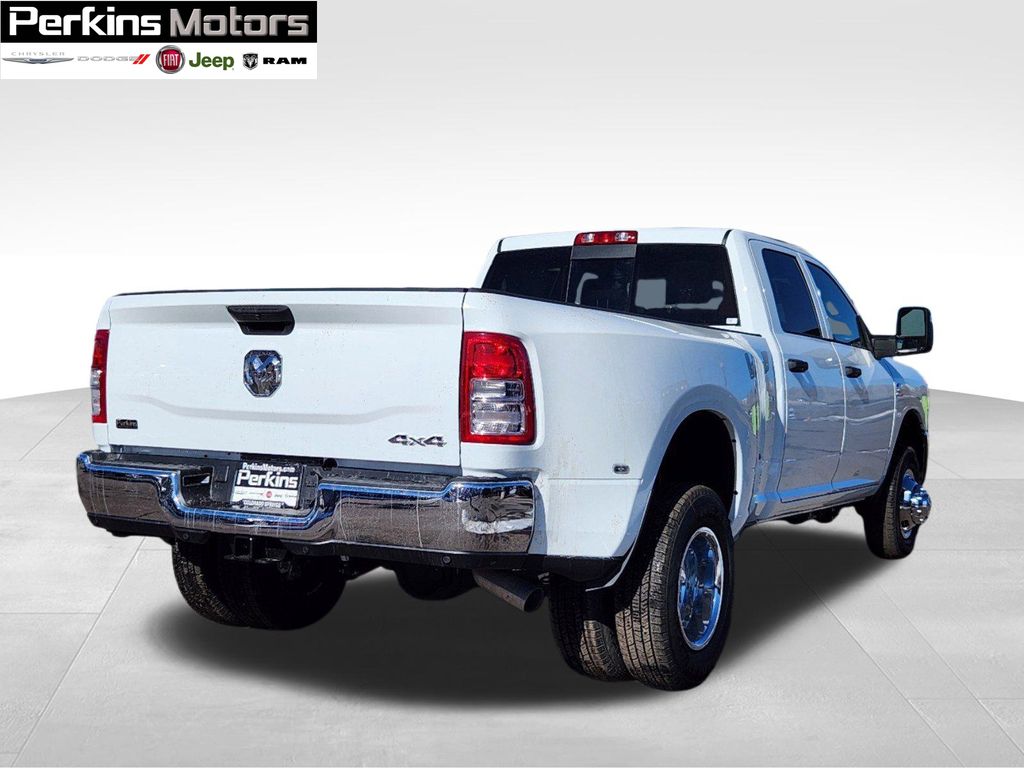 new 2024 Ram 3500 car, priced at $62,785