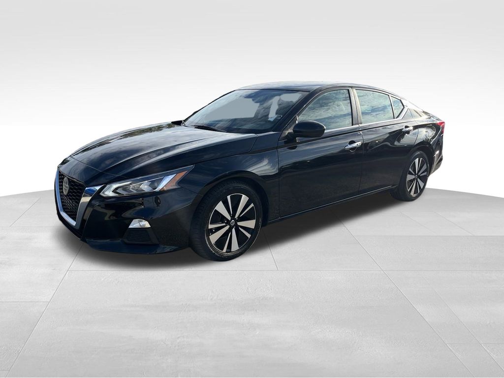 used 2022 Nissan Altima car, priced at $16,492