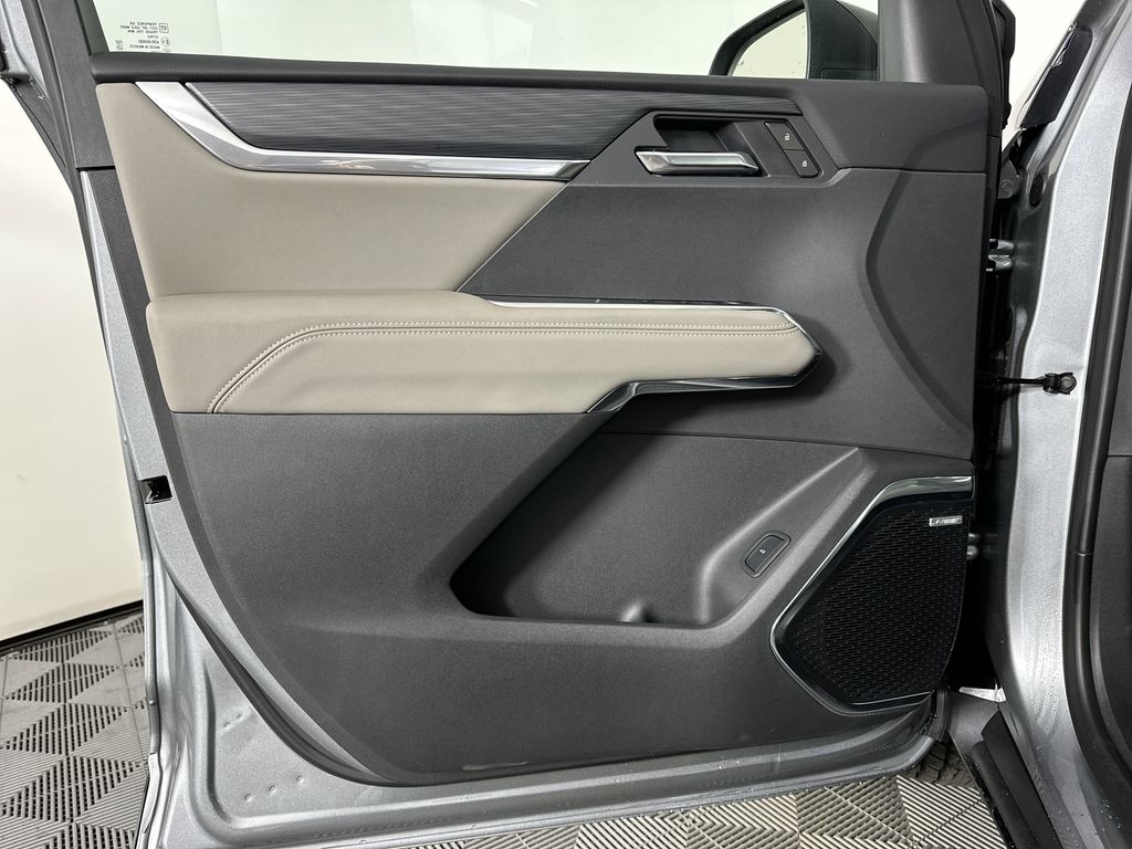new 2025 GMC Acadia car, priced at $50,624