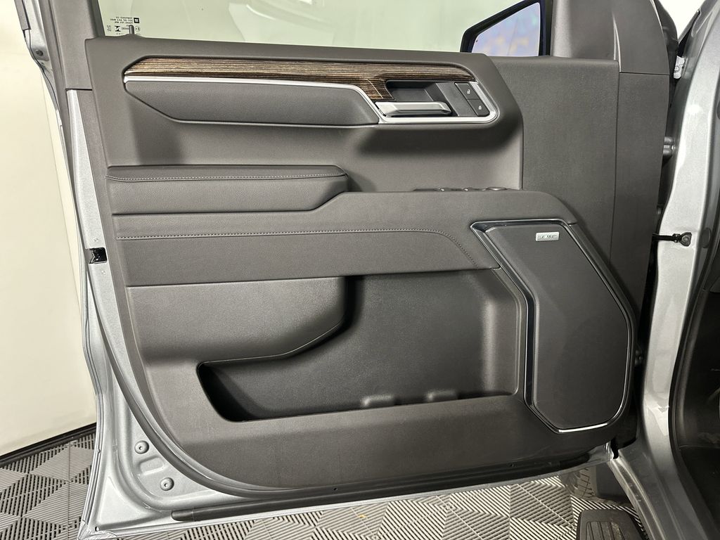 new 2025 GMC Sierra 1500 car, priced at $62,224