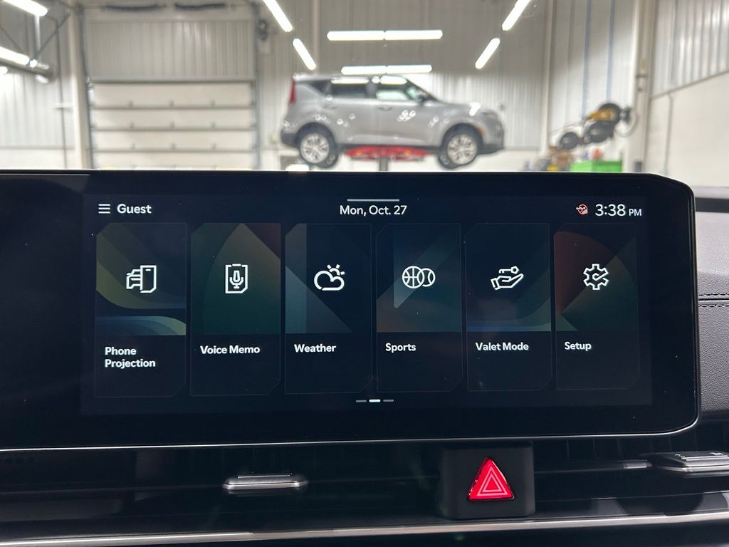 new 2026 Kia Carnival car, priced at $39,027