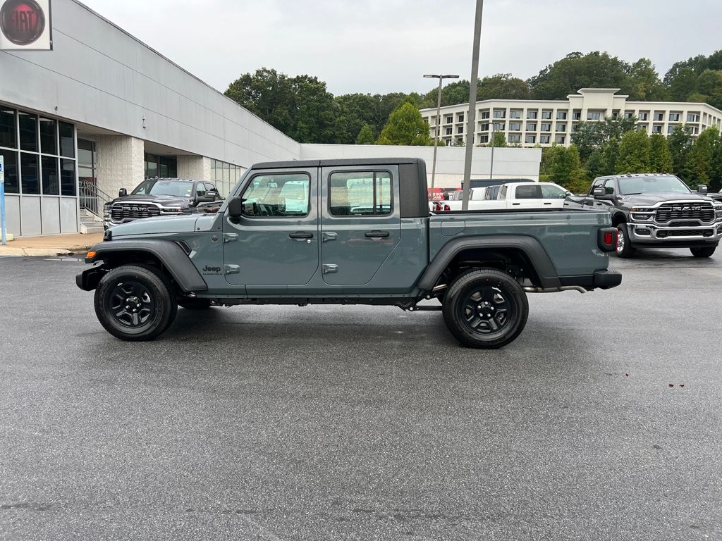new 2025 Jeep Gladiator car, priced at $41,595
