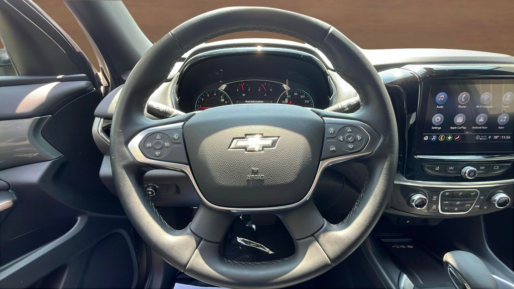 used 2023 Chevrolet Traverse car, priced at $33,700