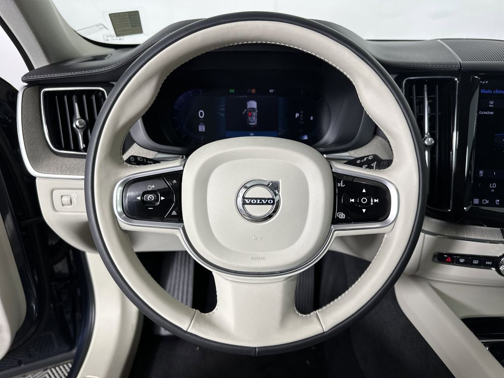 used 2022 Volvo XC60 car, priced at $36,795