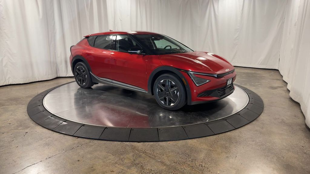 new 2025 Kia EV6 car, priced at $49,917