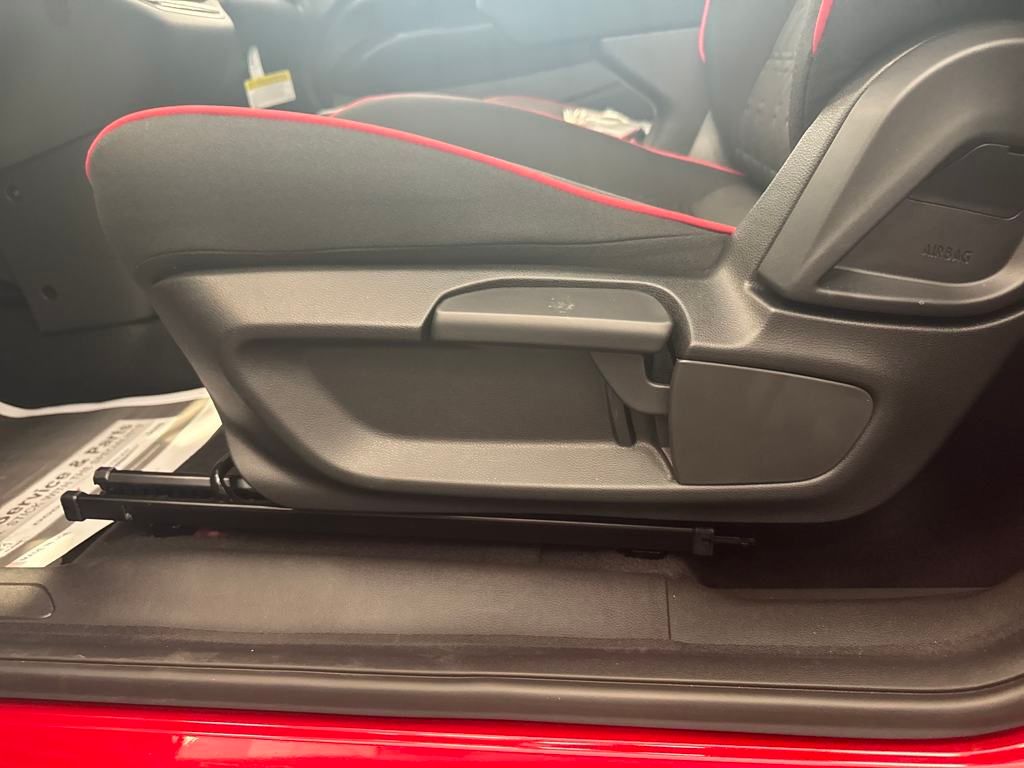 new 2024 FIAT 500e car, priced at $34,095