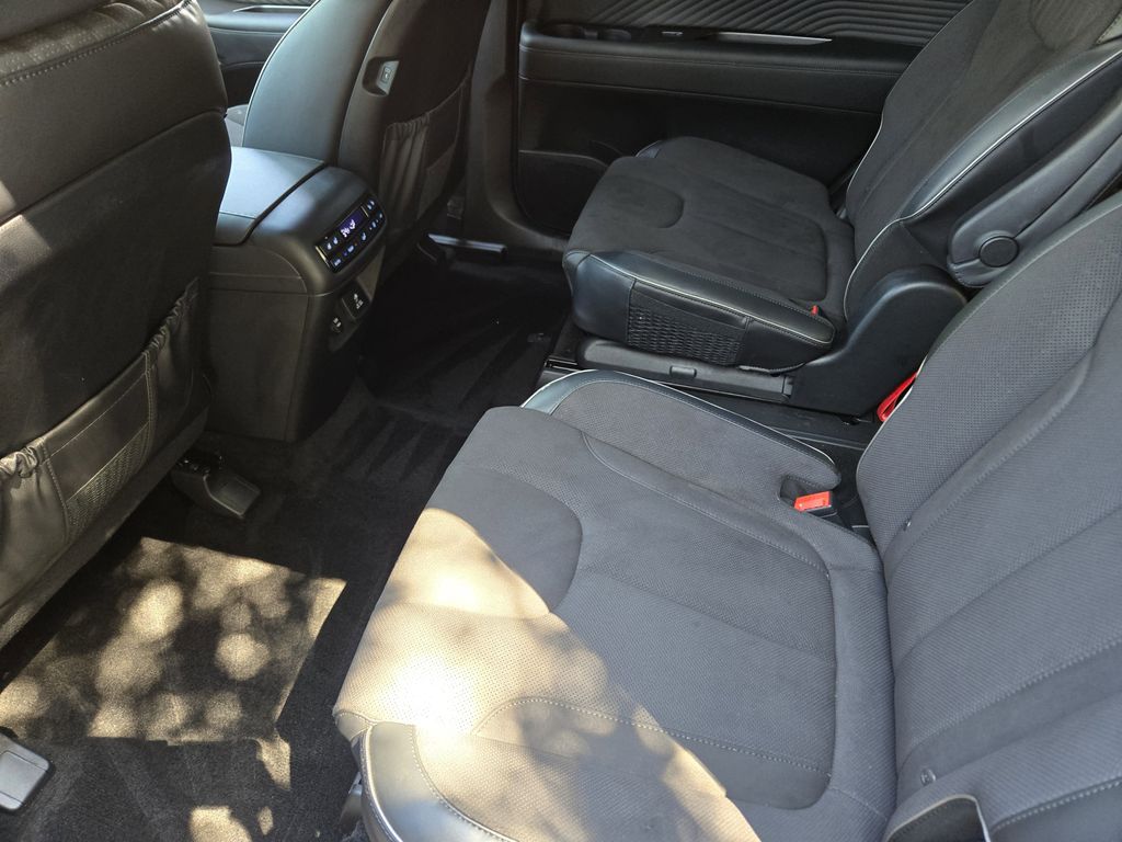 used 2024 Hyundai Palisade car, priced at $45,742