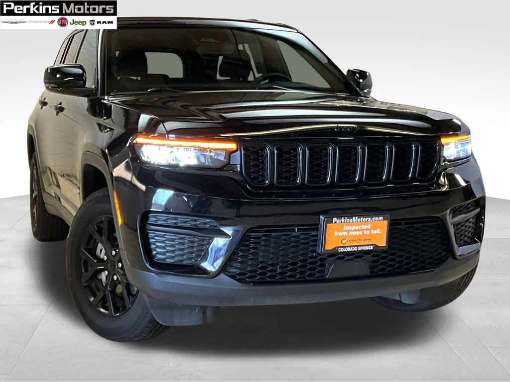 used 2024 Jeep Grand Cherokee car, priced at $38,268