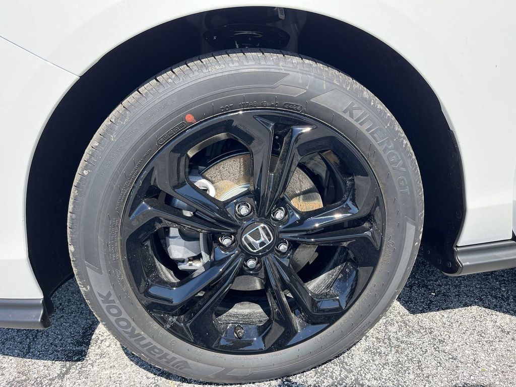 new 2025 Honda Accord car, priced at $30,878