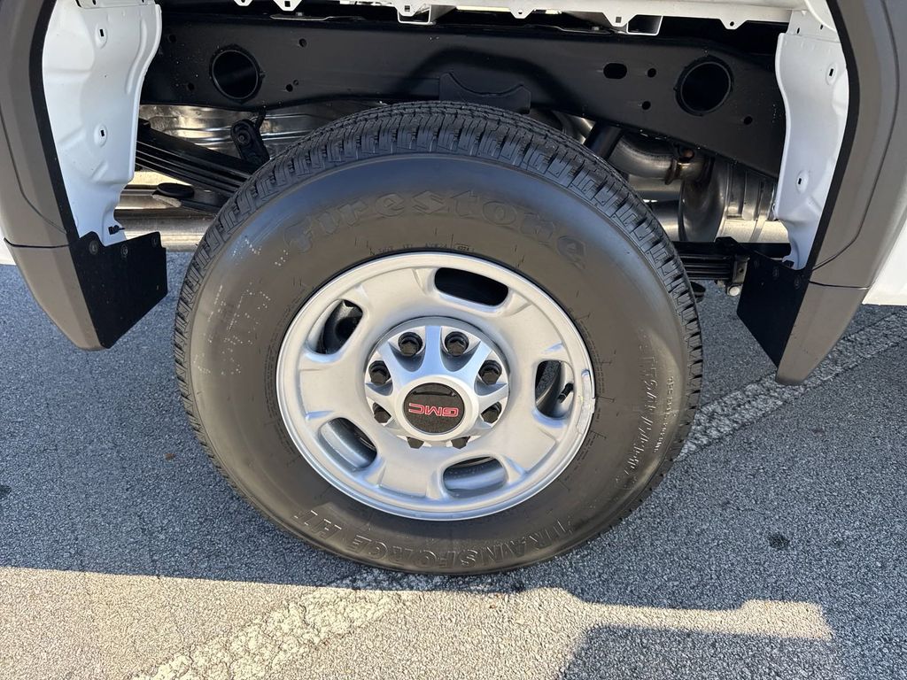 new 2025 GMC Sierra 2500HD car, priced at $48,865