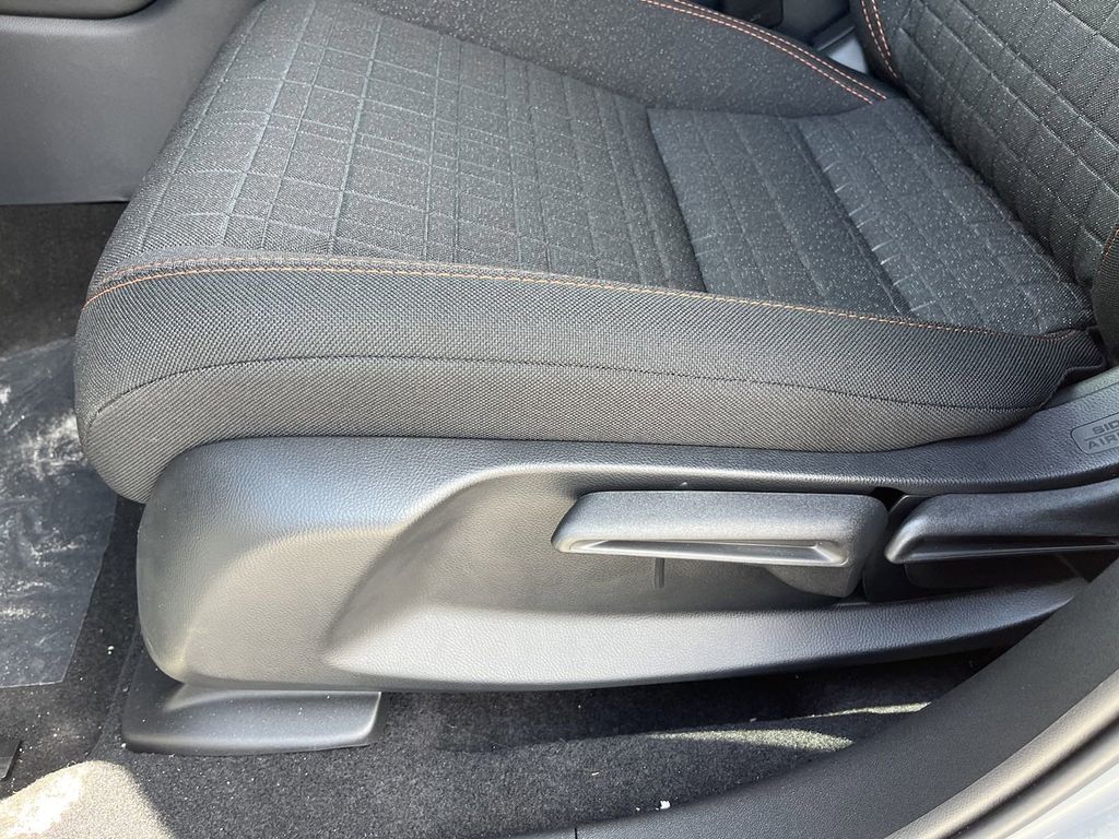new 2025 Honda HR-V car, priced at $28,176