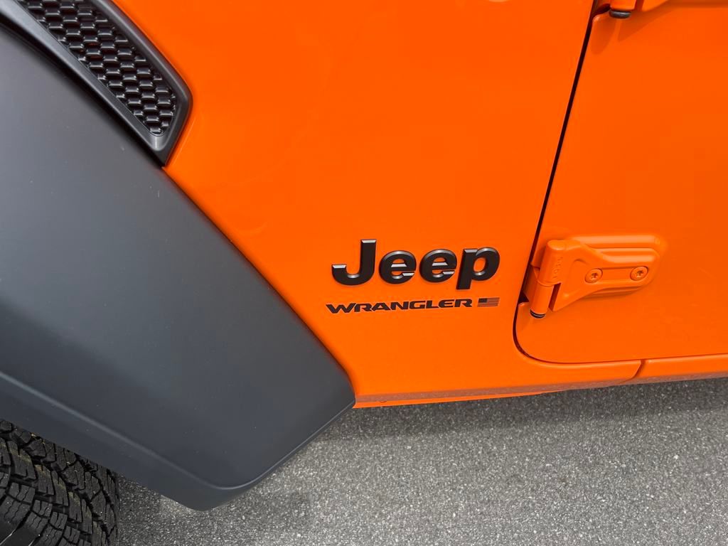 new 2025 Jeep Wrangler car, priced at $49,129