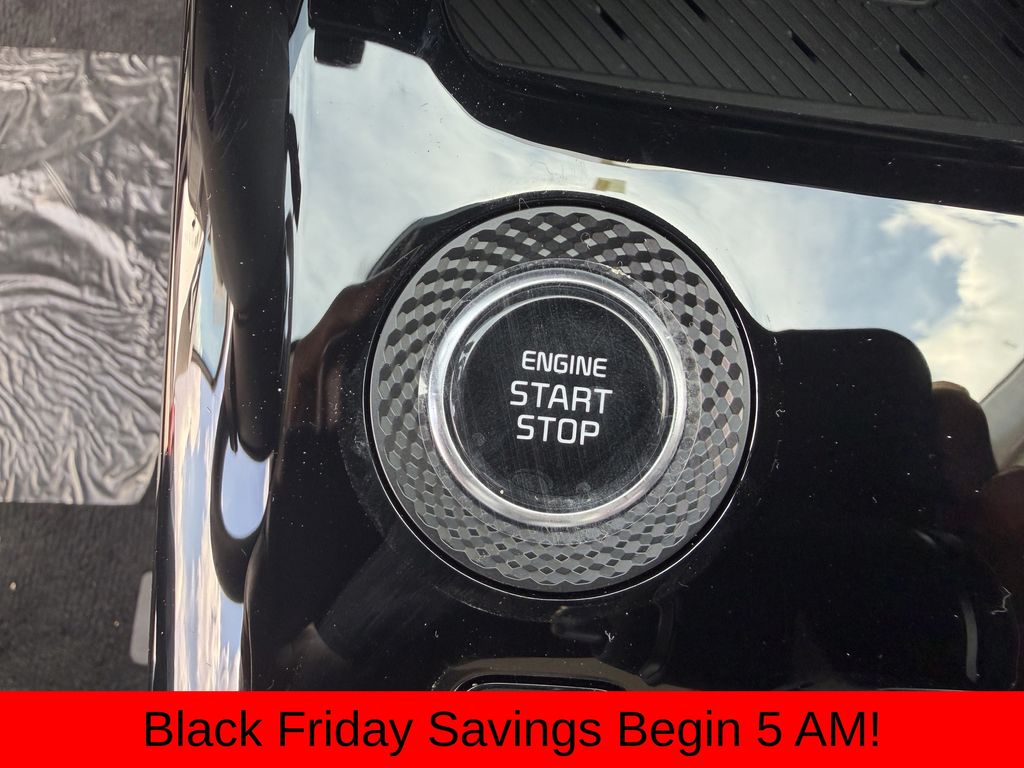 new 2025 Kia Niro car, priced at $27,663